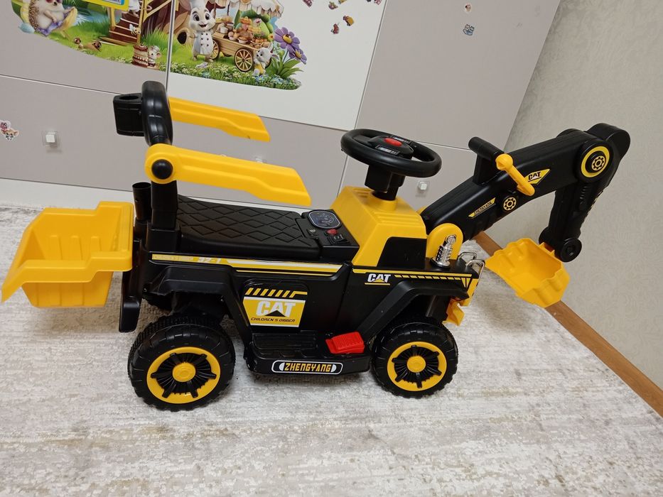 Детский эксковатор электромобиль