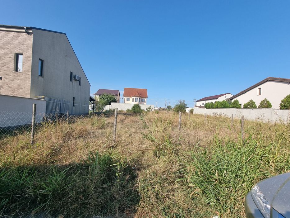 Vând teren intravilan în Ovidiu zona rezidențială vile.