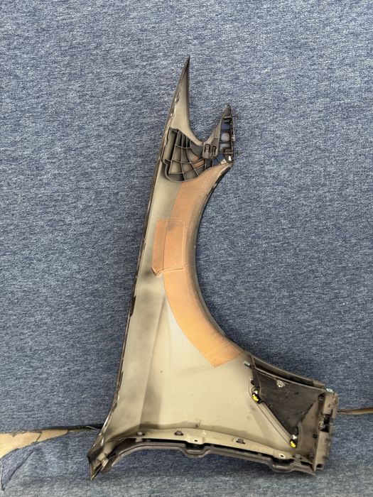 BMW SERIA 5 G30 G31 Aripa fata stanga