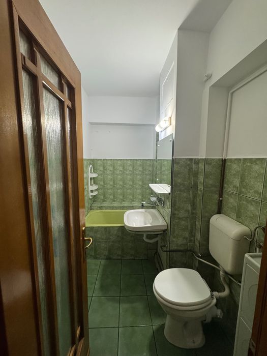 Închiriez apartament 2 camere decomandat, Casa Științei, Craiova