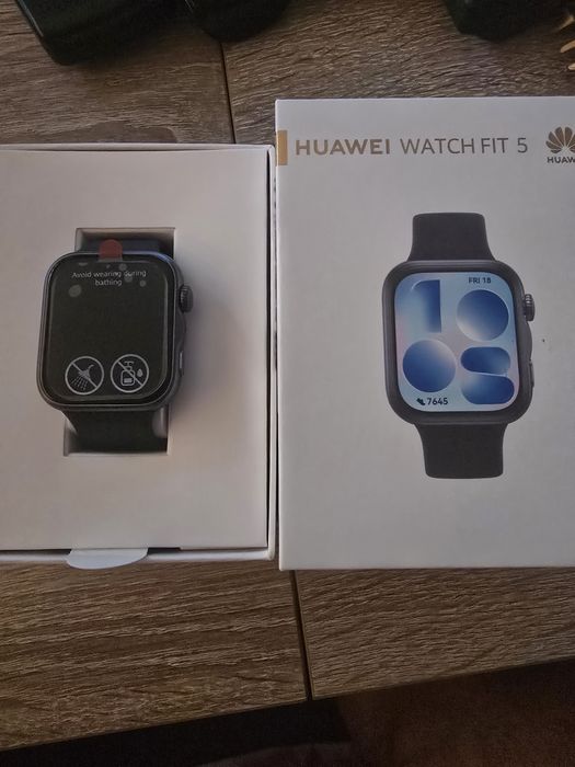 Продавам HUAWEI FIT5