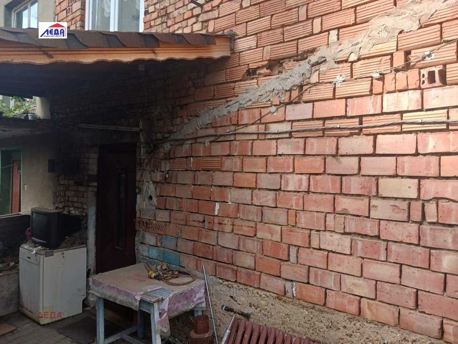 Етаж от къща, град Плевен, Лозенка