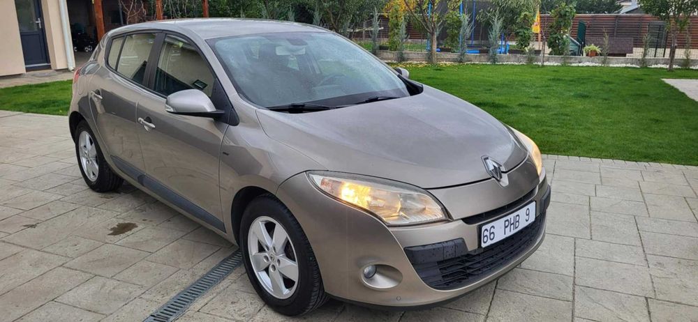 Renault Megane Model Bose