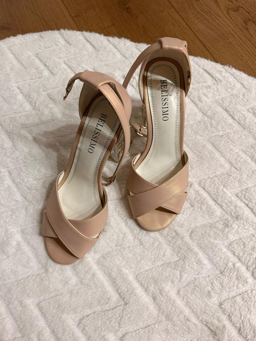 Обувь босоножки кеды ботинки сапоги