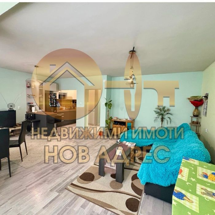 Продава се Етаж от къща в Търговище, Вароша - 79 кв.м за 1711 €/кв.м - Снимка #1