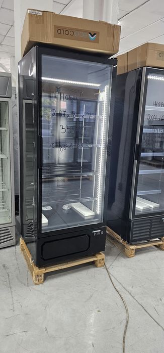 Нова Хладилна Витрина 654 литра