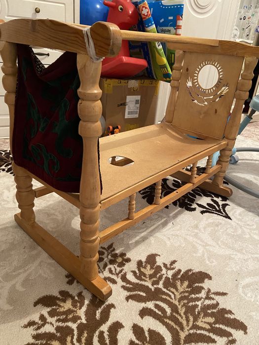 Продам бесик