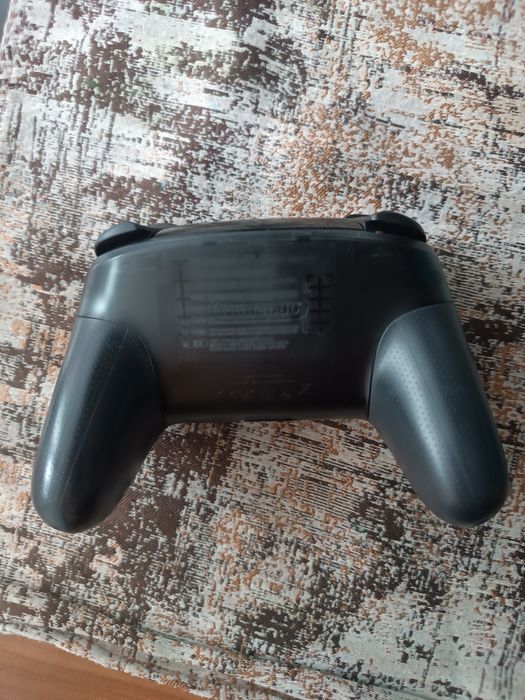 Nintendo switch Pro controller