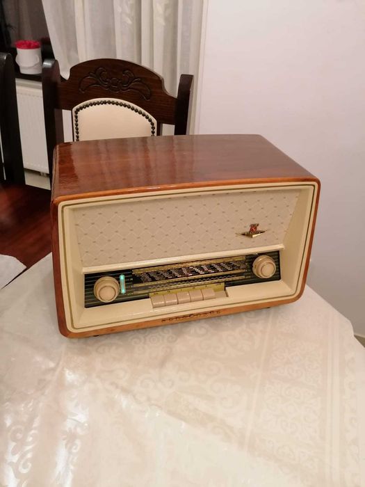 radio  pe lampi reparate / restaurate