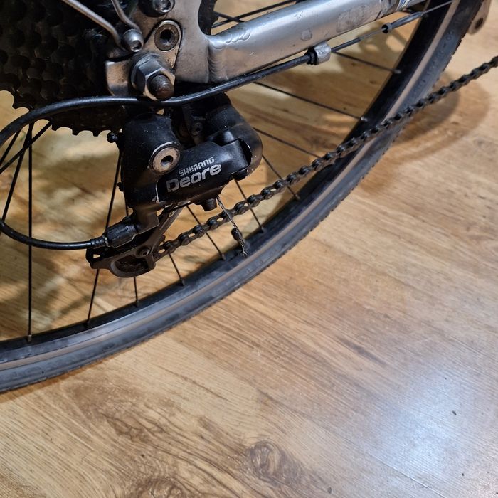 Bicicleta Pegasus Solero pe 28 aluminiu cu frâne hidraulice Magura