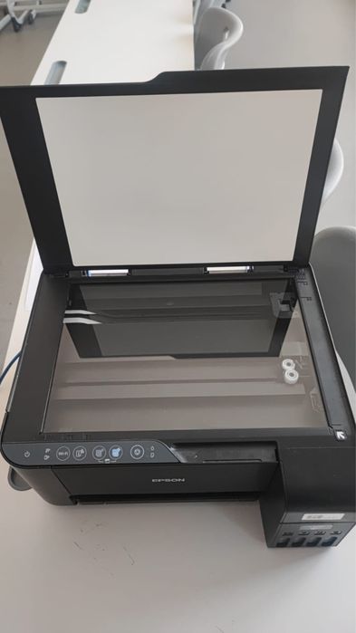 Продаётся цветной принтер Epson L3250