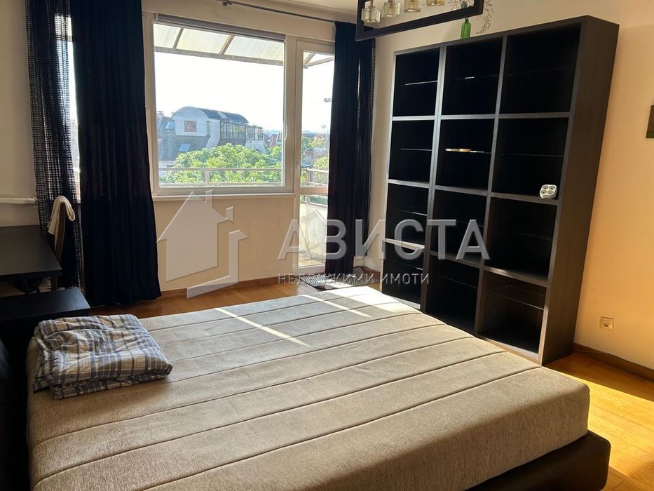 Дава се под наем Тристаен апартамент в София, Център - 120 кв.м за 1020 € - Снимка #7