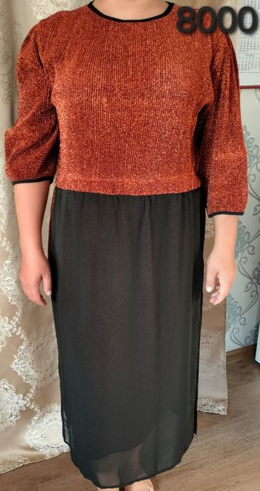 Продам платья  размер 48/50