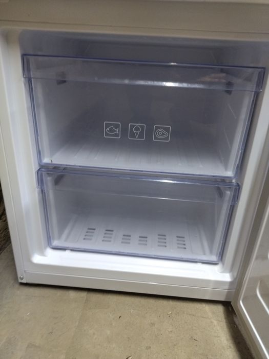 Холодильник в хорошем состоянии.