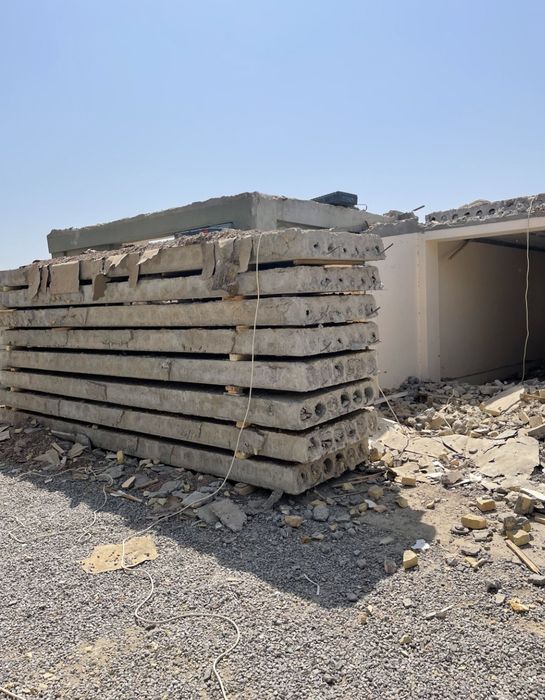 Бу плита бор 6.70 дан холати жуда ало 18 арматура ишлатилган 6 катор