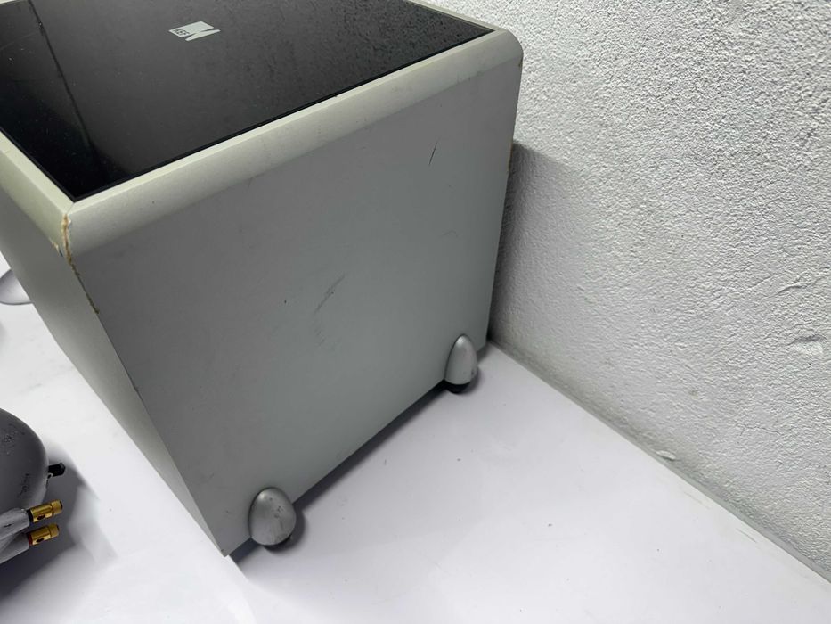 Буфер / субуфер с тонколони - Kef PSW2010/HTS2001