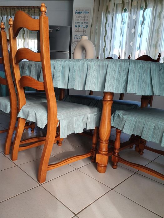 Set 6 scaune dining din lemn masiv - Mobexpert