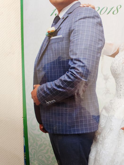 Продам костюм. Одевал один раз