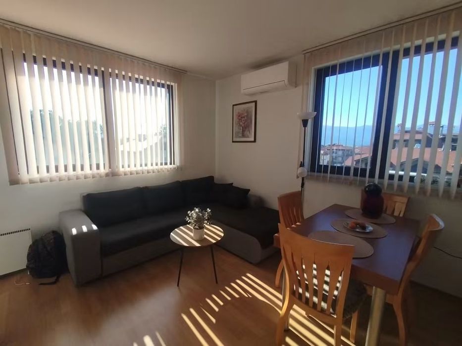 Двустаен до Billa 350 euro