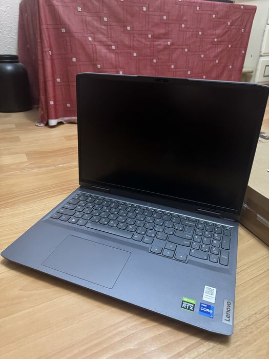 Lenovo LOQ 16IRH8 ноутбук