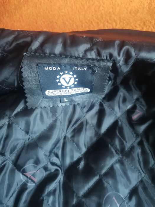 Продавам Кожено яке