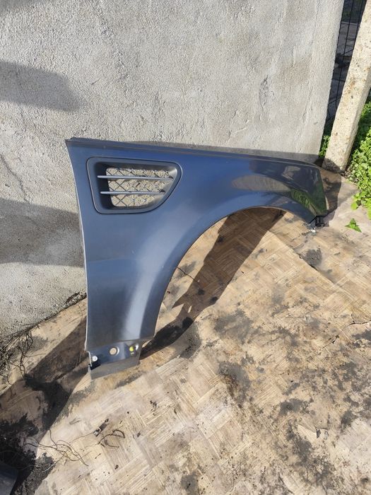 Ляв и Десен калник-Range Rover Sport -3.6-272кс-2008г