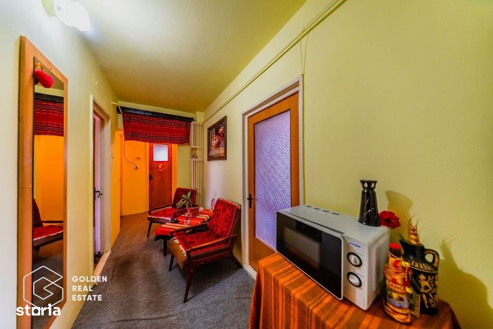 Apartament 4 camere, total decomandat, zona Miorita