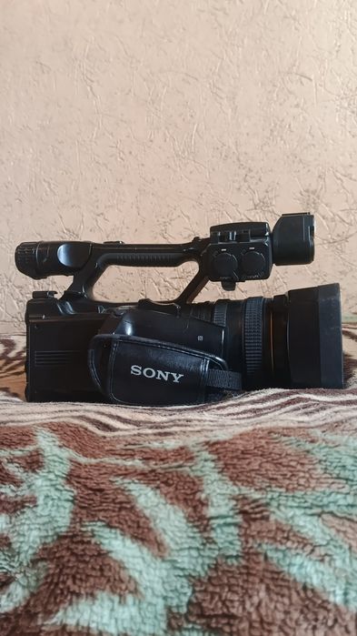 Sony  HXR   nx 3