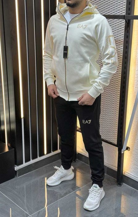Trening cu gluga EMPORIO ARMANI EA7