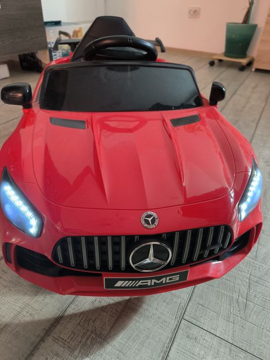 Vânda mașină electrică