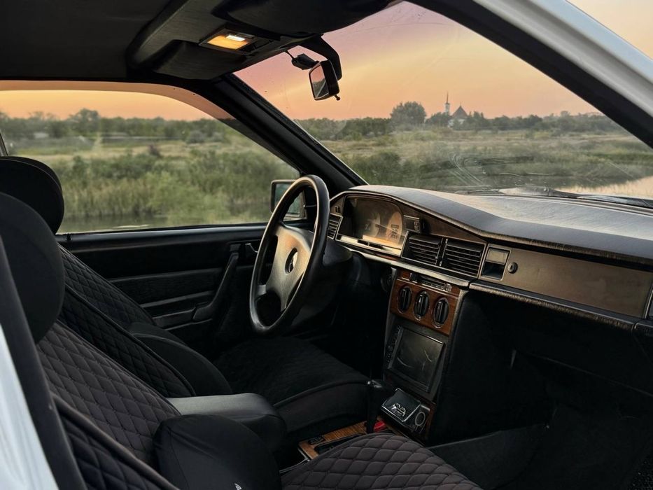 Продам Мерседес 190