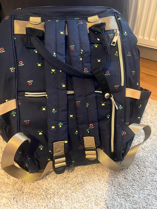 Ghiozdan pentru mamici