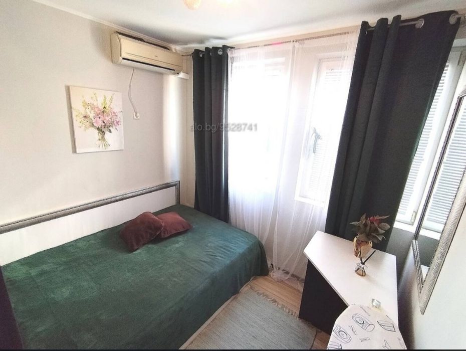 Дава се под наем Двустаен апартамент в Бургас, Славейков - 59 кв.м за 357 € - Снимка #2