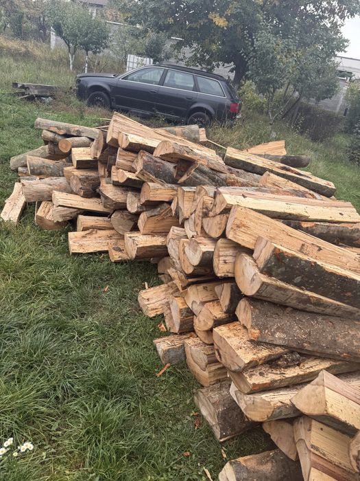 ‼️Vindem lemne de foc la 1800 de lei mașina lemne de esențe tarii‼️