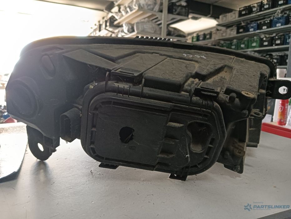 Far Stanga Fata Audi A6/S6 Iii Saloon (4F2, C6) [ 2004 - 2011 ]