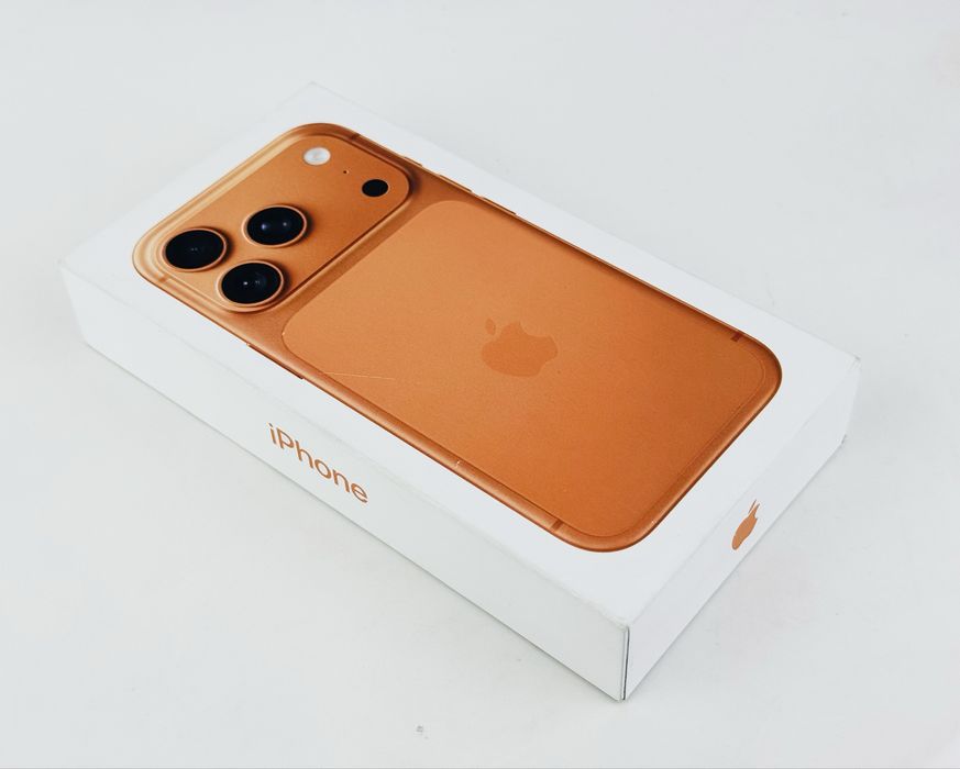 НАЛИЧЕН! Apple iPhone 17 Pro 1TB Cosmic Orange Гарания!