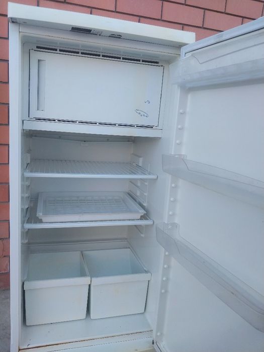 Холодильник холодильник