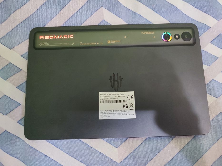 Планшет red magic astra, в идеальном состоянии