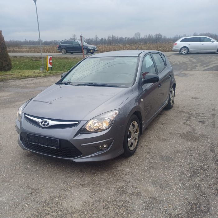 Hyundai i30  2011