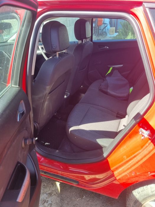 Opel Astra J motorină motor de 1.7 consum foarte mic