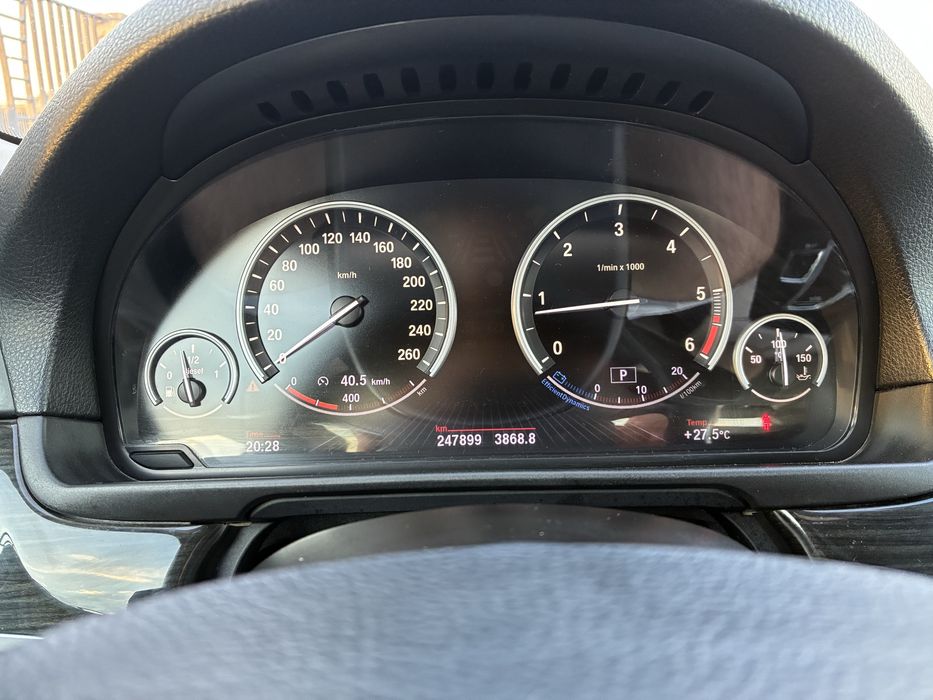 BMW F10 520D 184 cai 2012