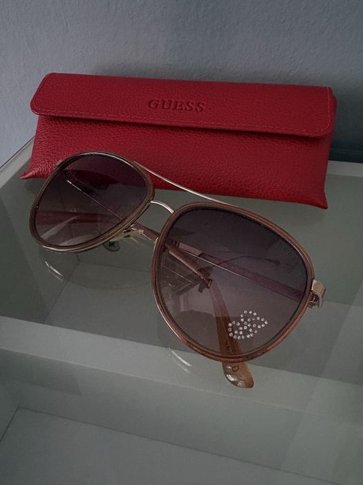 Дамски очила GUESS