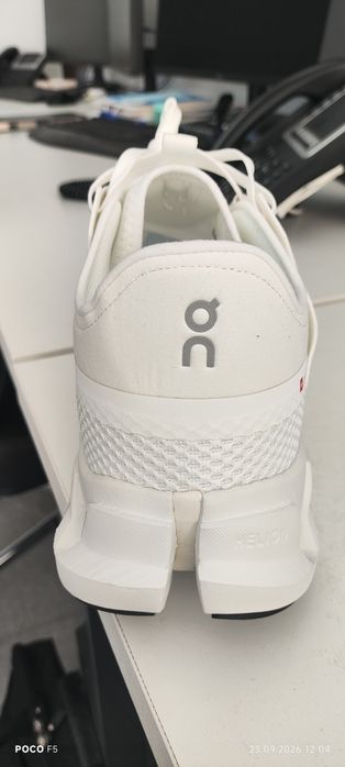 Кроссовки On cloud swift amp новые