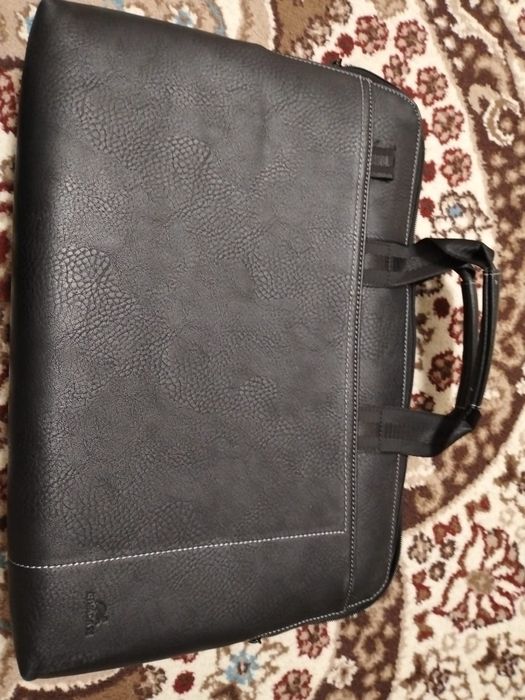 Ноутбук сатылады срочно