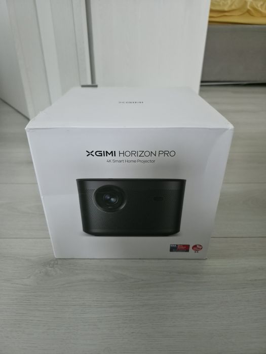 Vand Proiector Xgimi 4K