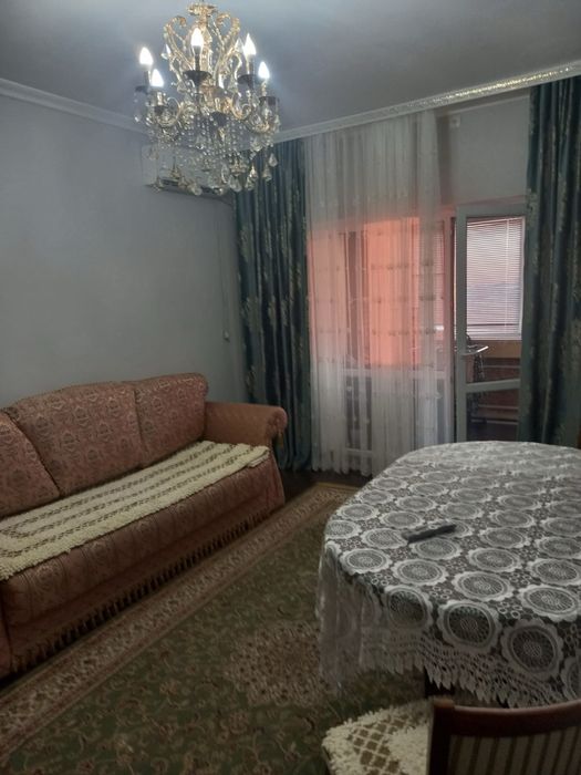 Продается 2-комнатная в центре СРОЧНО