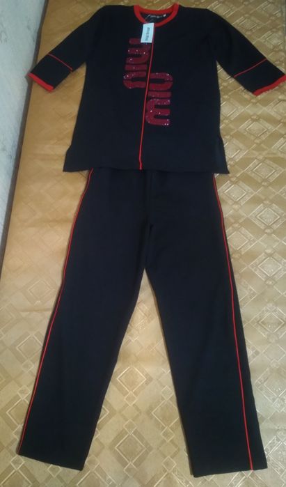 Двойка новая (трикотаж) 46L размера