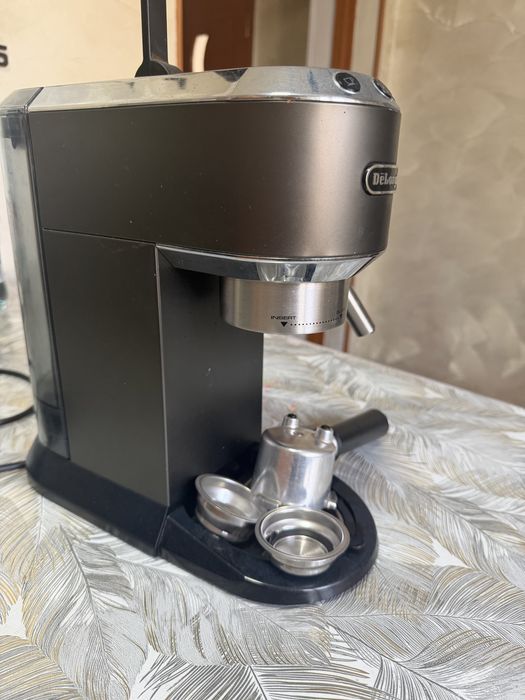 Кофемашина Delonghi