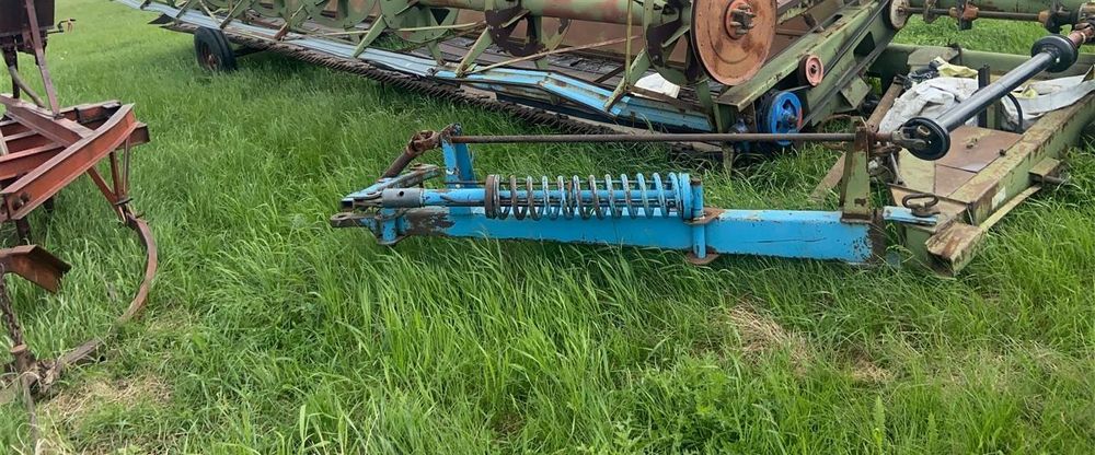 Продам Трактор Пресс Лафет