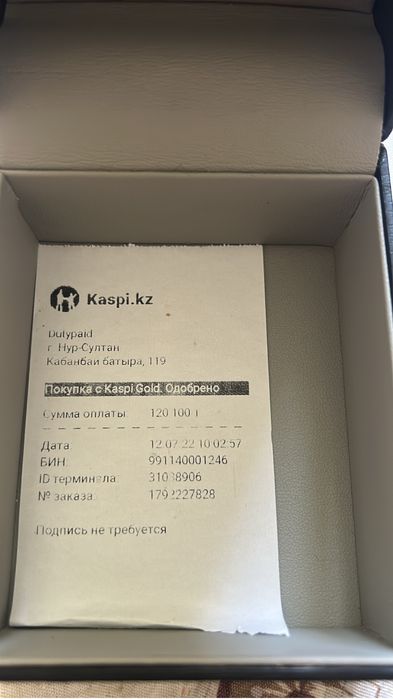 Продаю часы в новом состояние